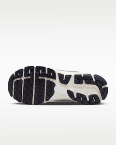 Calzado para mujer Nike Zoom Vomero 5