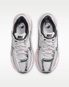 Calzado para mujer Nike Zoom Vomero 5