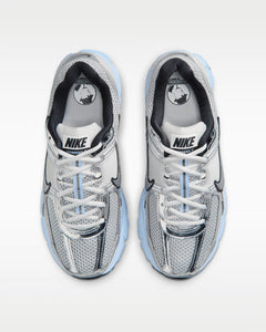 Calzado para mujer Nike Zoom Vomero 5