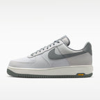 Calzado para hombre Nike Air Force 1 '07 LX Vibram