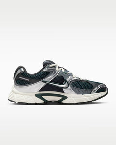 Calzado para mujer Nike V5 RNR