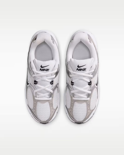 Calzado para mujer Nike V5 RNR