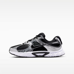 Calzado para mujer Nike V5 RNR
