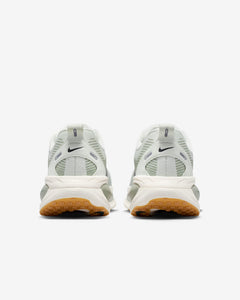 Calzado de correr para hombre Nike Vomero 18