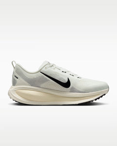 Calzado de correr para hombre Nike Vomero 18