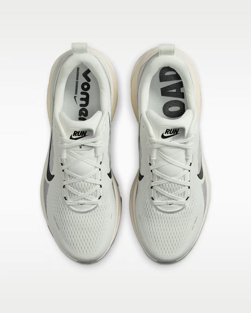 Calzado de correr para hombre Nike Vomero 18