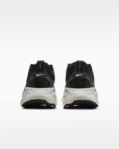 Calzado de correr para hombre Nike Vomero 18
