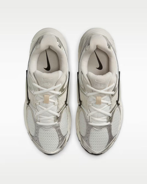 Calzado para mujer Nike V5 RNR