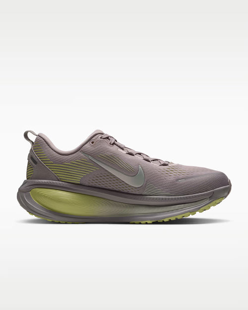 Calzado de correr para mujer Nike Vomero 18