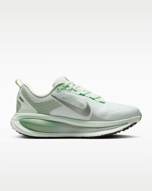 Calzado de correr para mujer Nike Vomero 18