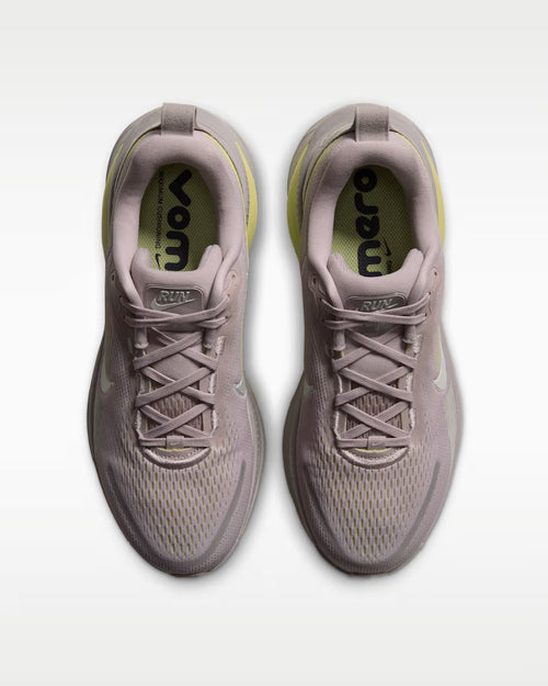Calzado de correr para mujer Nike Vomero 18