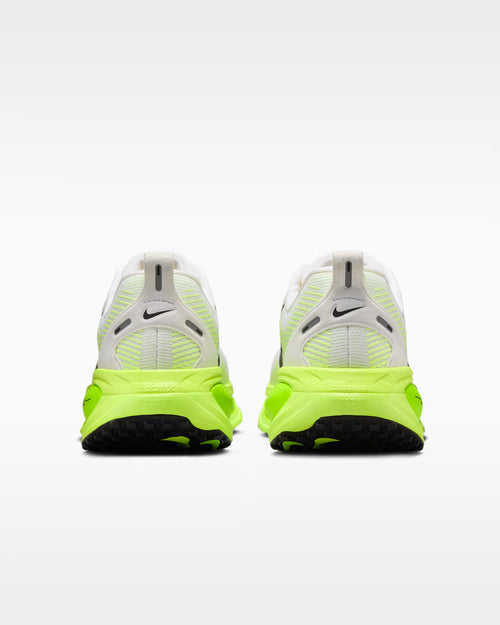 Calzado de correr para mujer Nike Vomero 18