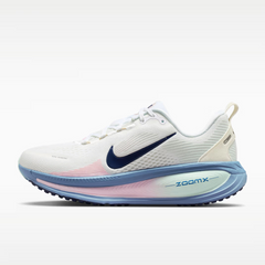 Calzado de correr para mujer Nike Vomero 18