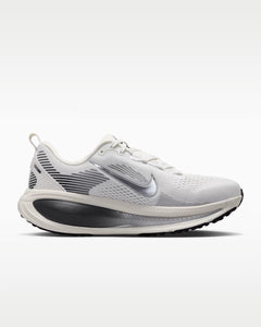 Calzado de correr para mujer Nike Vomero 18