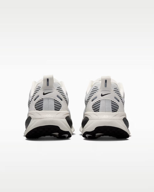 Calzado de correr para mujer Nike Vomero 18