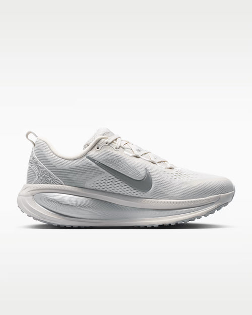 Calzado de correr para mujer Nike Vomero 18 SE