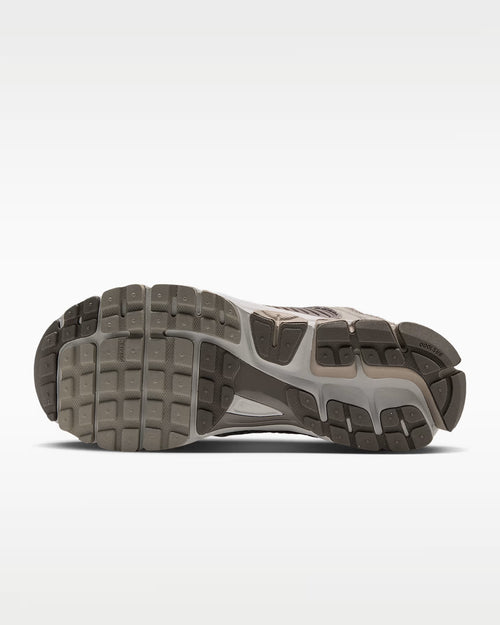 Calzado para mujer Nike Zoom Vomero 5