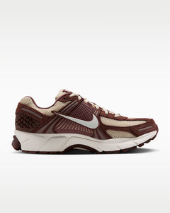 Calzado para mujer Nike Zoom Vomero 5