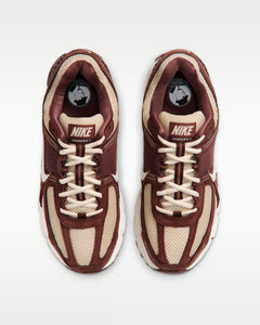 Calzado para mujer Nike Zoom Vomero 5