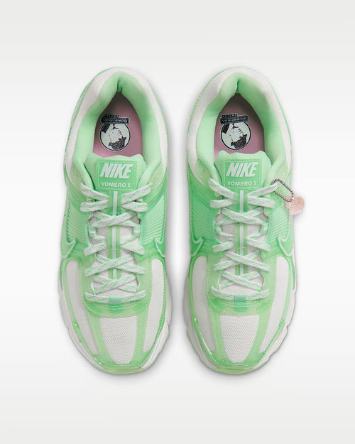 Calzado para mujer Nike Zoom Vomero 5