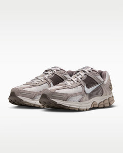 Calzado para mujer Nike Zoom Vomero 5