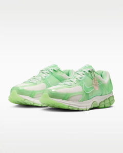 Calzado para mujer Nike Zoom Vomero 5