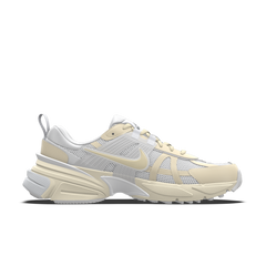 Calzado para mujer Nike V2K Run By You