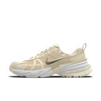 Calzado para mujer Nike V2K Run By You