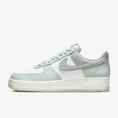 Calzado para Hombre Nike Air Force 1 '07 LV8