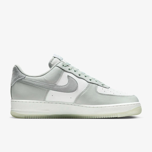 Calzado para Hombre Nike Air Force 1 '07 LV8