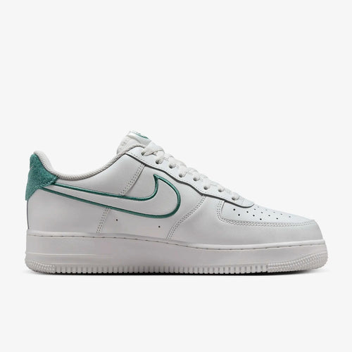 Calzado para Hombre Nike Air Force 1 '07 LV8