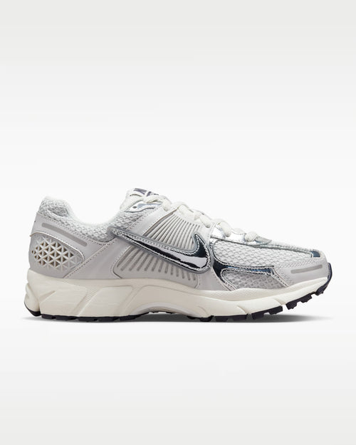 Calzado para mujer Nike Zoom Vomero 5