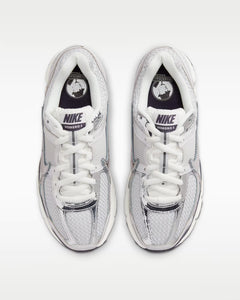 Calzado para mujer Nike Zoom Vomero 5
