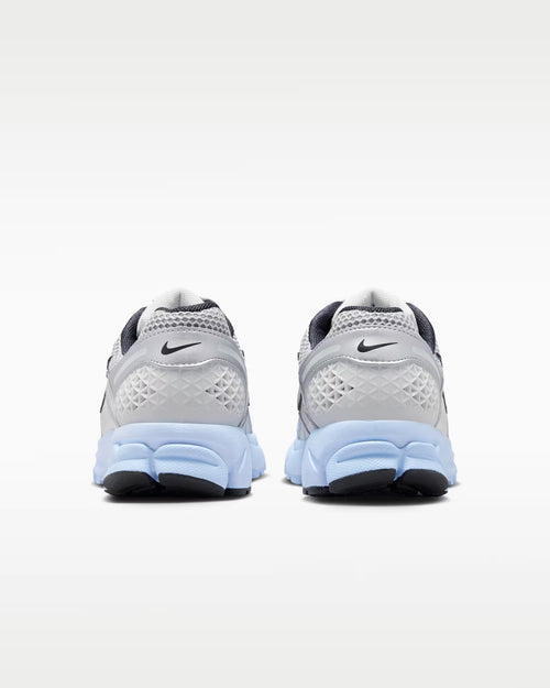 Calzado para mujer Nike Zoom Vomero 5