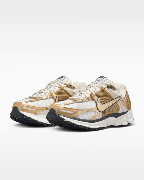 Calzado para mujer Nike Zoom Vomero 5