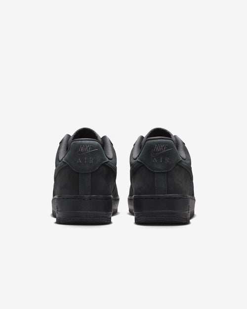 Calzado para hombre Nike Air Force 1 '07 LV8