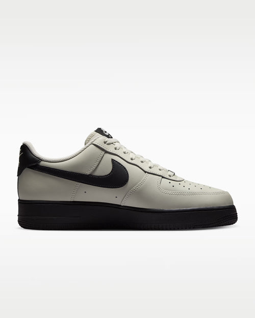Calzado para hombre Nike Air Force 1 '07