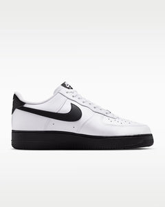 Calzado para hombre Nike Air Force 1 '07