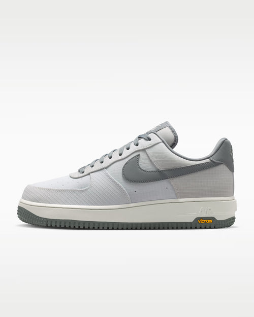 Calzado para hombre Nike Air Force 1 '07 LX Vibram