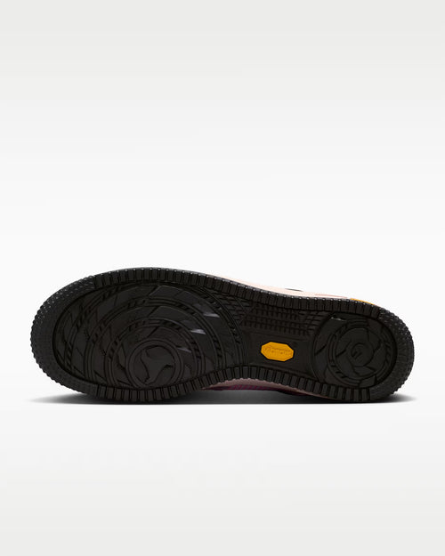 Calzado para hombre Nike Air Force 1 '07 LX Vibram
