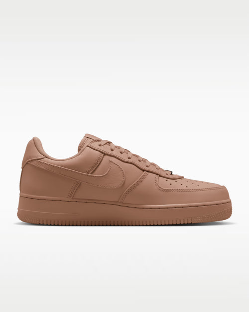 Calzado para hombre Nike Air Force 1 Low Retro Premium