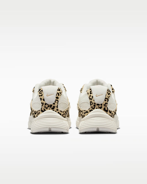 Calzado para mujer Nike V5 RNR Suede