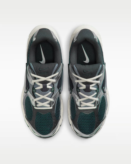 Calzado para mujer Nike V5 RNR