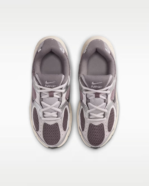 Calzado para mujer Nike V5 RNR