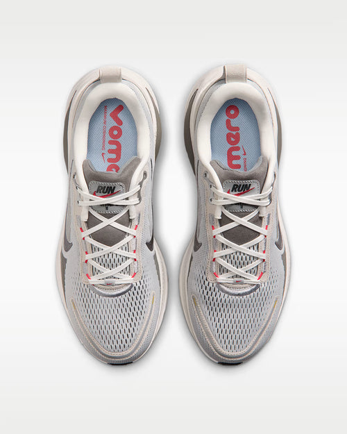 Calzado de correr para hombre Nike Vomero 18