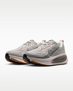 Calzado de correr para hombre Nike Vomero 18