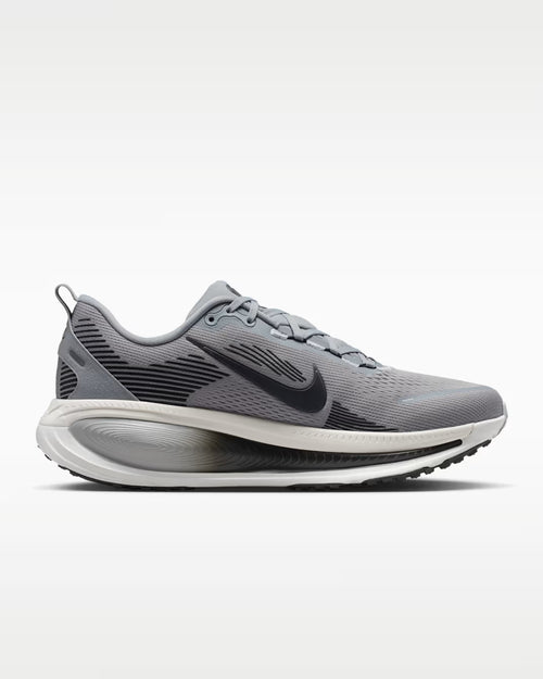 Calzado de correr para hombre Nike Vomero 18