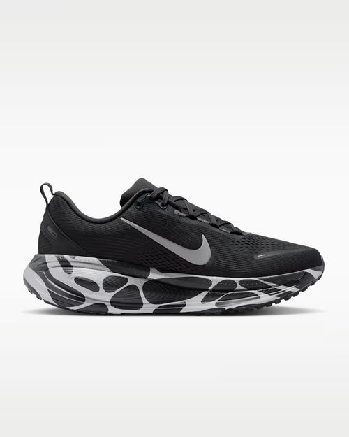 Calzado de correr para hombre Nike Vomero 18