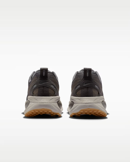 Calzado de correr para hombre Nike Vomero 18