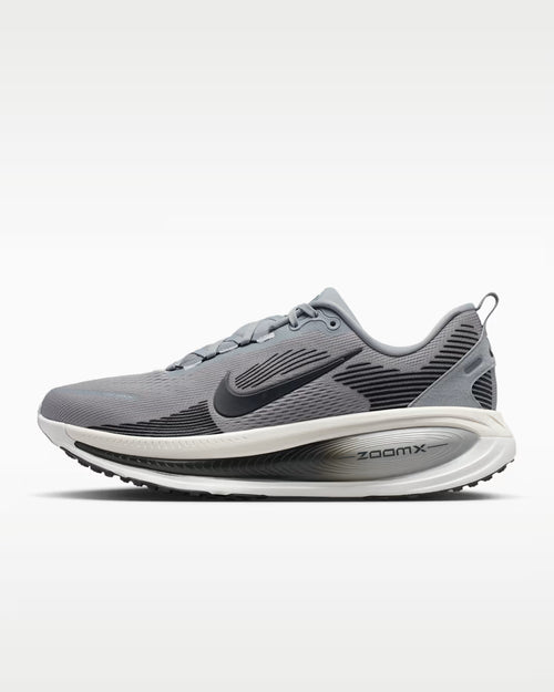 Calzado de correr para hombre Nike Vomero 18